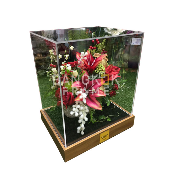 กรอบกล่องใสโชว์สินค้าฐานไม้